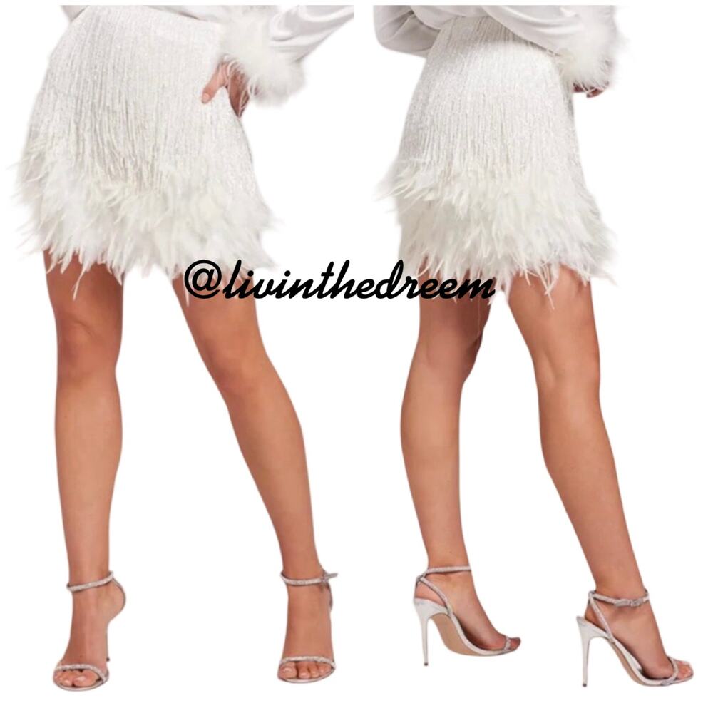 WHITE FEATHER MINI SKIRT WITH SILVER FRINGE SZ L $79